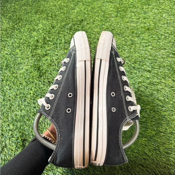 Converse Chuck Taylor All Star Low Top Black Canvas Sneakers womens size 10 - Picture 3 of 8